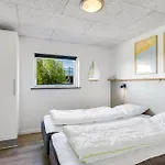Four-bedroom With A Hot Tub 01 Dom wakacyjny Haderslev