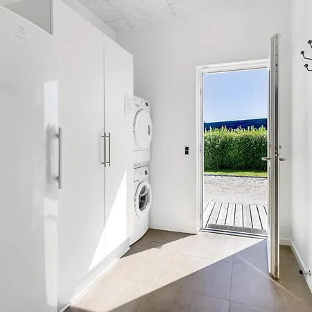 Feriehus Four-bedroom Haderslev With A Hot Tub 01 *