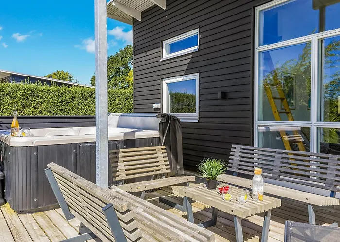 Four-bedroom With A Hot Tub 01